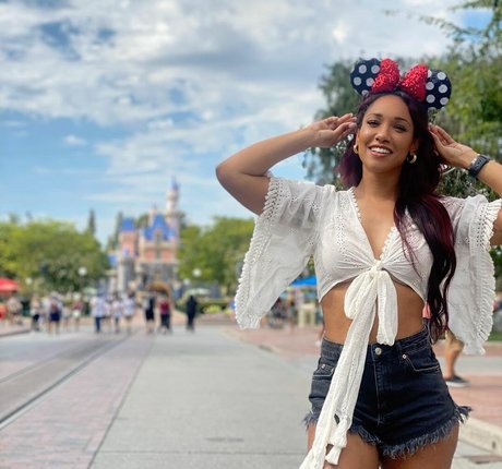 Candice Patton schauspielerin pornographische galerie