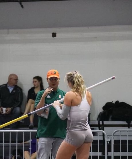 Molly Caudery nackt schöne bilder