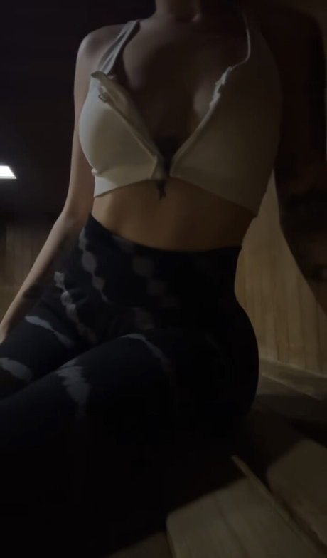 Allieesaur sexy nackt foto