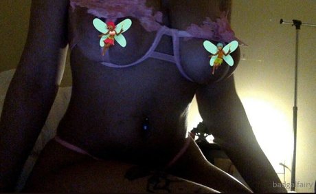 Badgalfairy nacktheit kostenlose foto