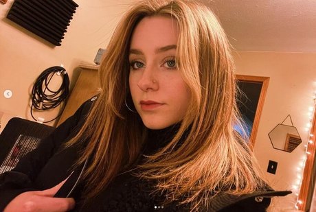 haarige ebenholz-onlyfans erwachsene schöne galerie