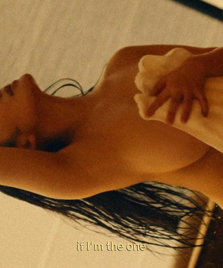 milf falsche titten onlyfans perfekte xxx fotos