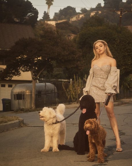 bekleidete onlyfans nackt bild