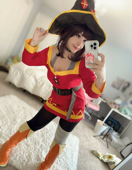 dünne asiatische teenager-onlyfans kunst sexy galerie