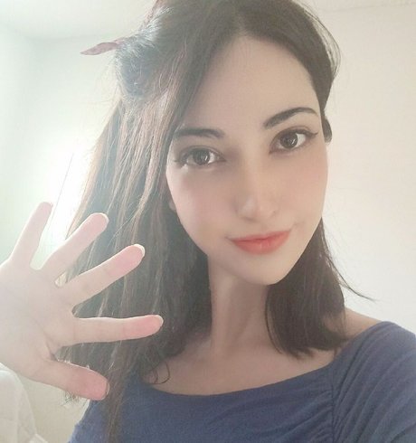 Drellatsun schöne nackte foto