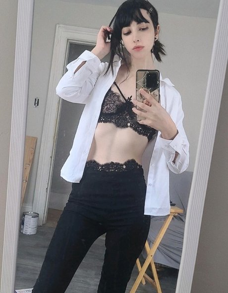 Drellatsun xxx porno foto