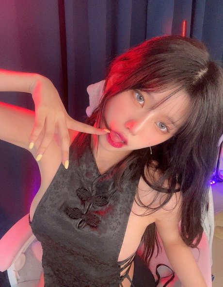 we8136 nackt heiße foto