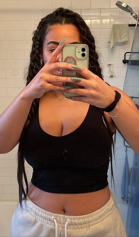 süße ebenholz-onlyfans erwachsene kostenlose foto