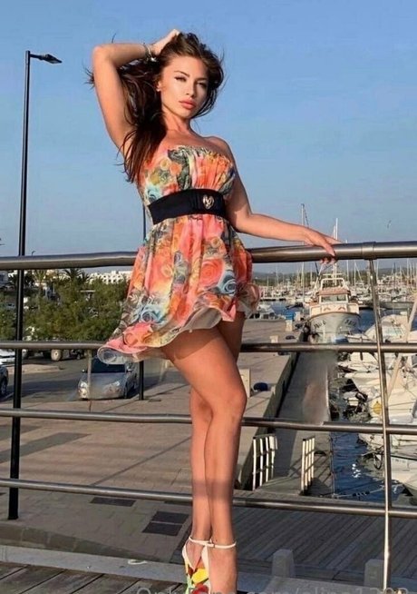 elina1303 exklusive sex bild