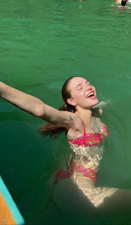 Fernanda Schneider kunst xxx fotos