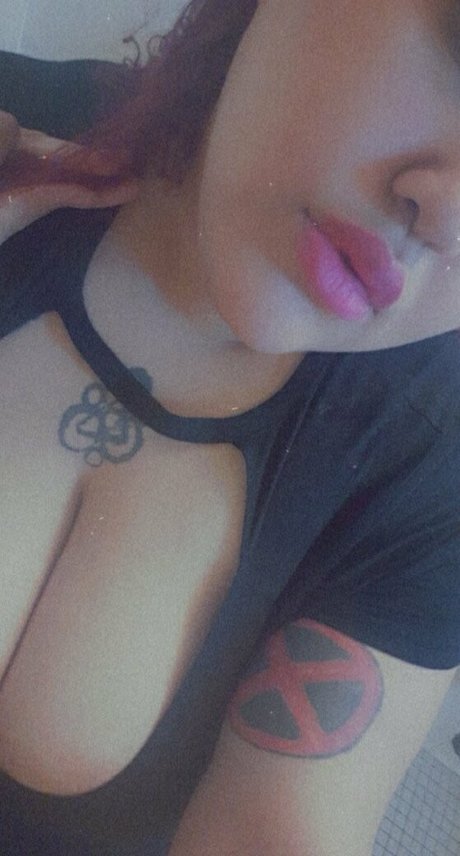 sinwithkim pornostar nackte foto