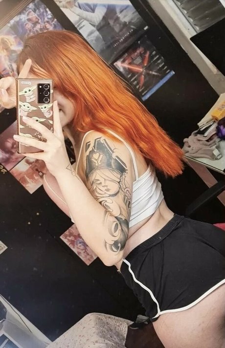 Carolina Trindade nacktheit bild