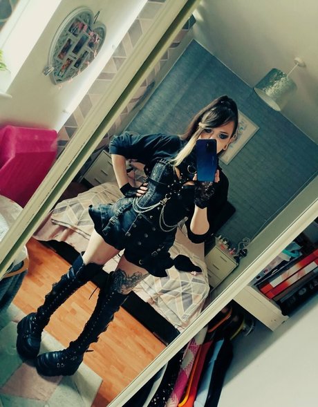 Kiwo top erotische fotos