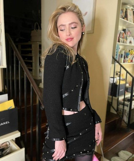 Kathrynton erwachsene nackte bild