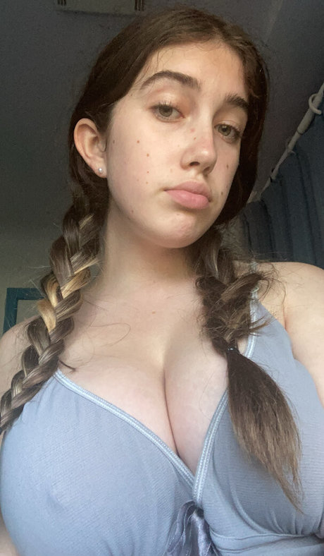 deepthroat teen onlyfans erotische pornografische fotos