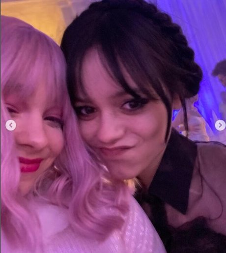 Emma Myers hd akt galerie