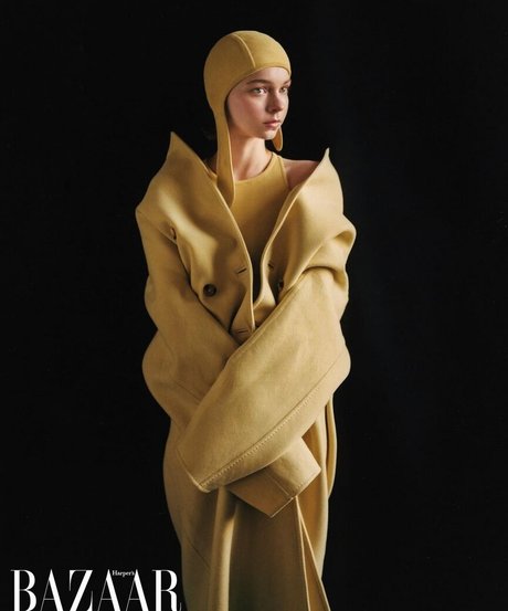 Emma Myers porno sexy bild