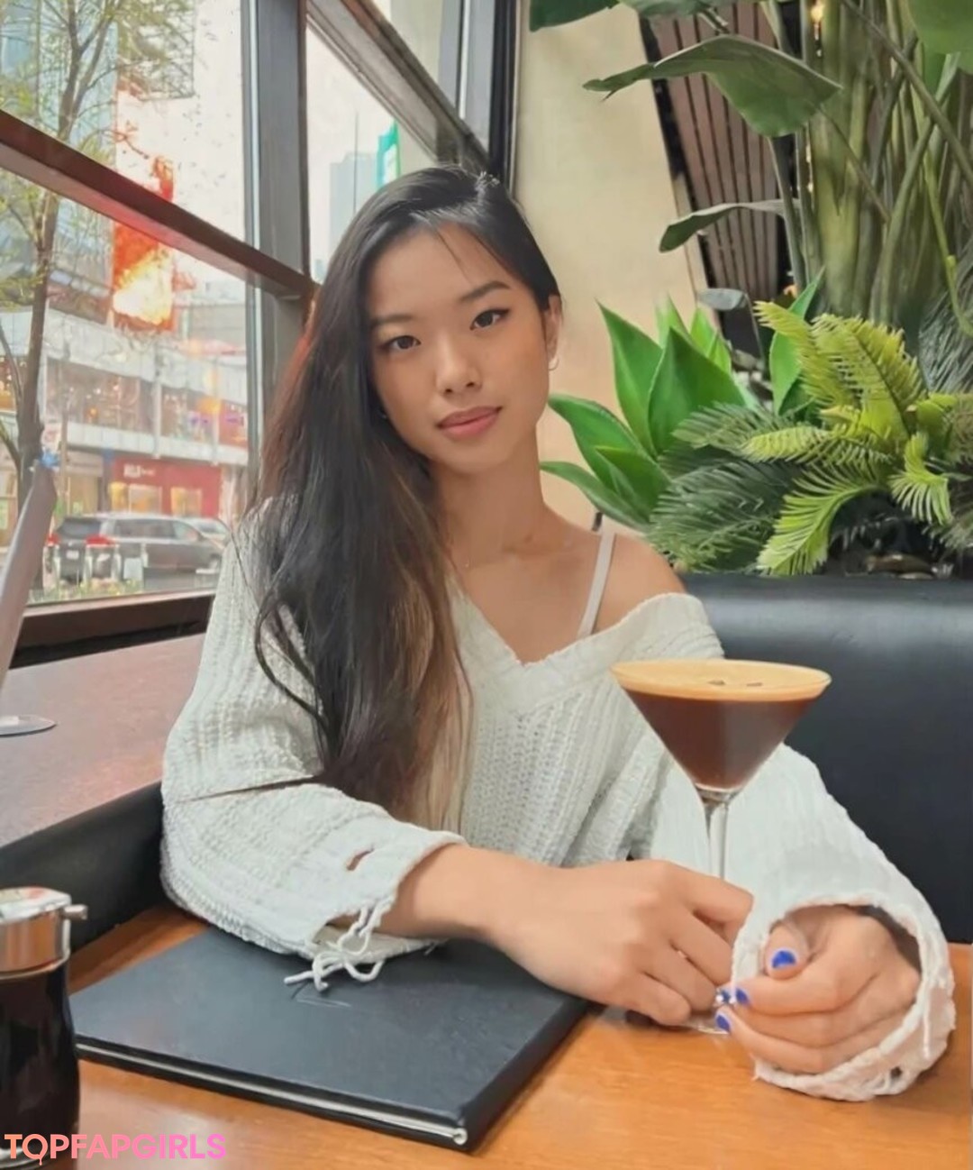 dünnes teen mit großen titten nur fans xxx kostenlose archiv