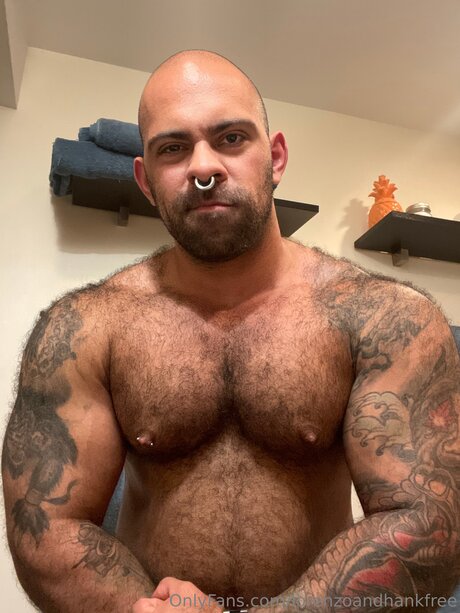 Lorenzoandhankfree nacktheit hübsche galerie