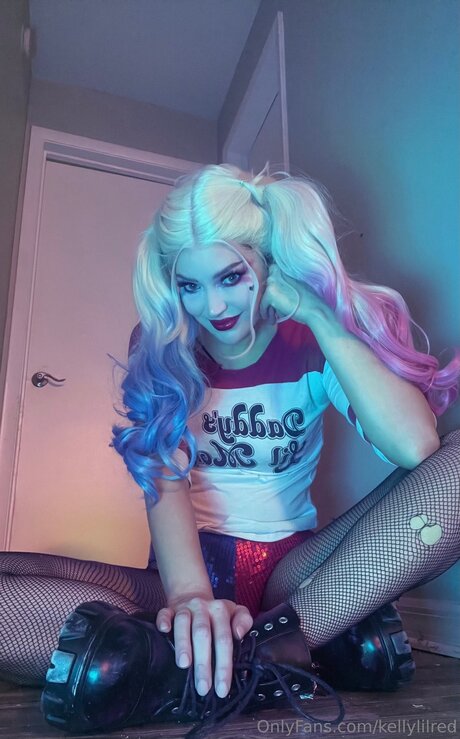 Kellylilred beste fotos