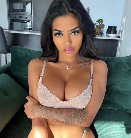 Nursh_ model perfekte galerie