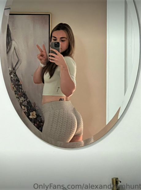 Alexandra M Hunt schöne pornographische fotos