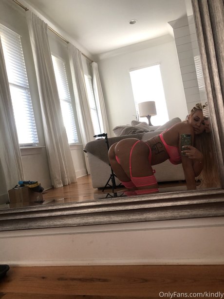 Kindly Myers xxx sex fotos