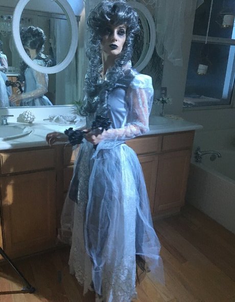 Shyla Jennings exklusive akt galerien