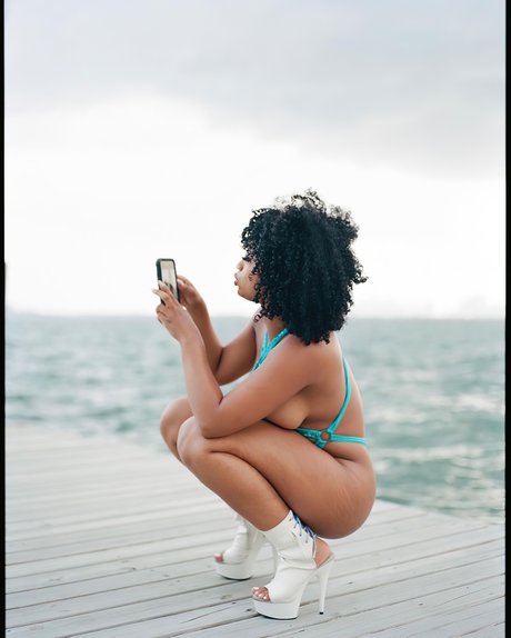 tgirl-onlyfans sexy nackten foto