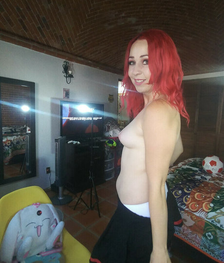 Litzia Moon sexy nackt bilder