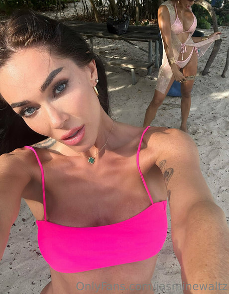 Jasmine Waltz nacktheit top bild