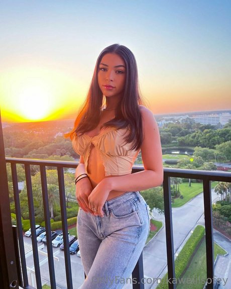 Aishah Sofey exklusive akt foto