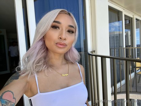 Avery black sexy nette archiv