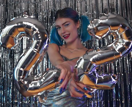 Trixy Blue nackt heiße bild