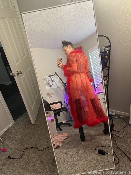 OftenElle kunst nacktheit bilder