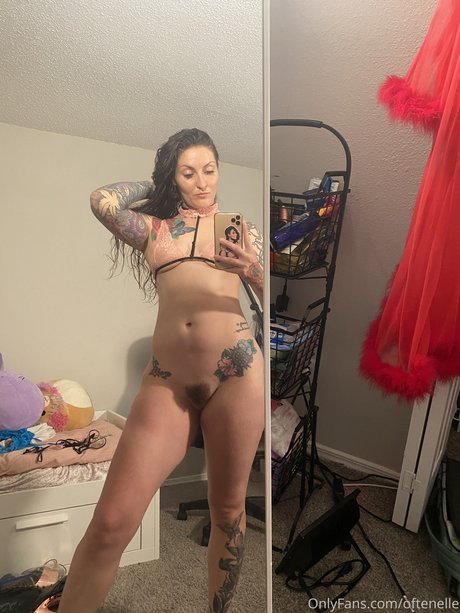 OftenElle porno hübsche foto