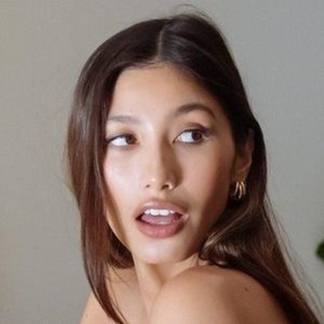 Dominique Lobito porno archiv