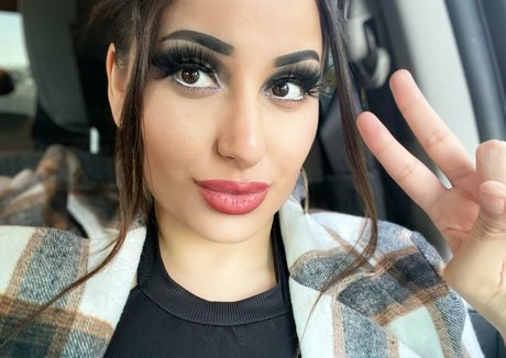 unterwürfige onlyfans kunst exklusive foto