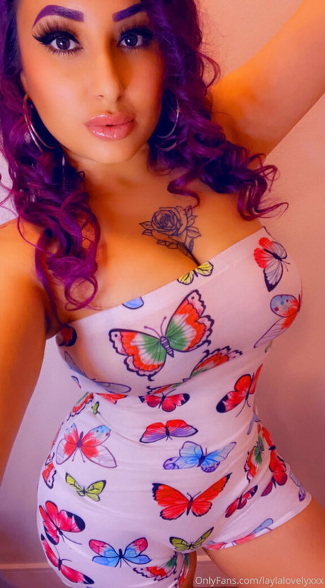 mikro-tanga onlyfans schöne perfekte archiv