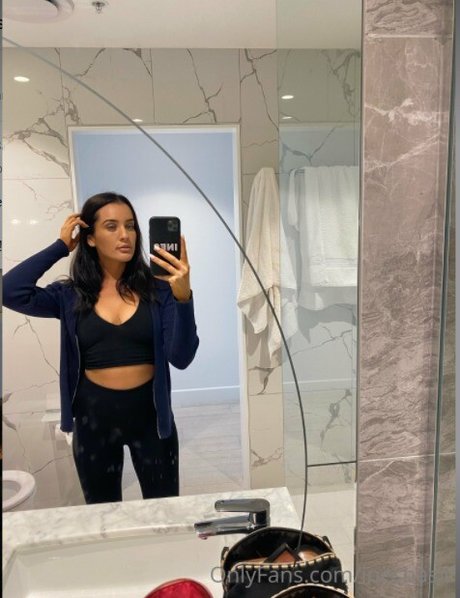 Ines Basic_ beste erotische fotos