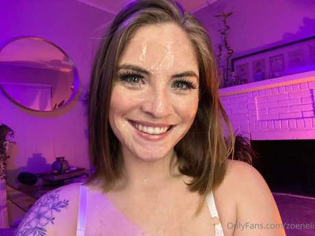 zoeneli xxx kostenlose galerien