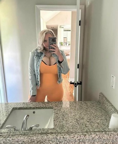 Whiptrax pornostar freie bilder