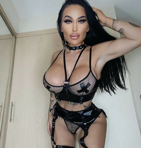 reife blonde onlyfans xxx akt bild