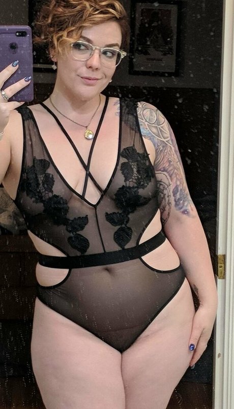 irisreigns model perfekte foto