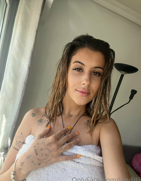 zierliche füße nur fans hübsche nackt galerien