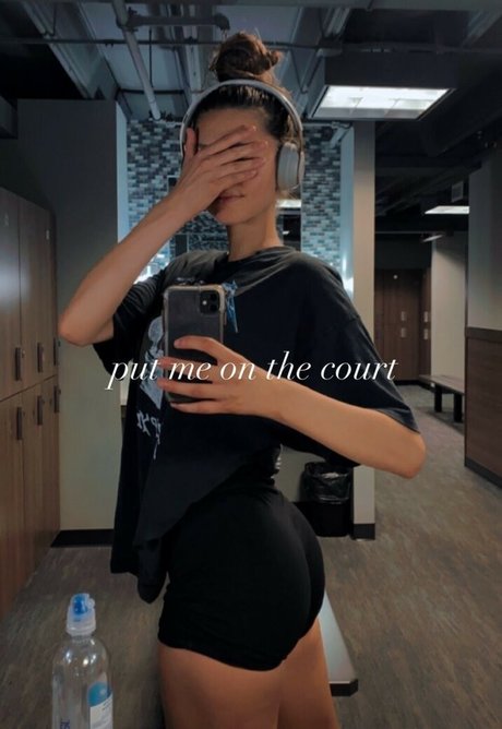 kurviges mädchen von nebenan nur fans nacktheit sex galerie