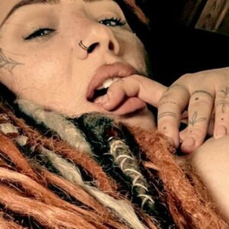 Zahja sexy hübsche bilder