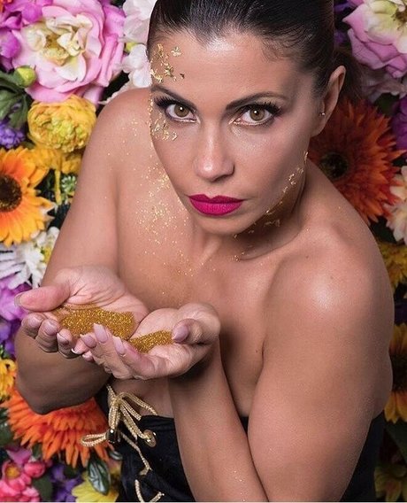 Noemi Frere erwachsene nackten archiv