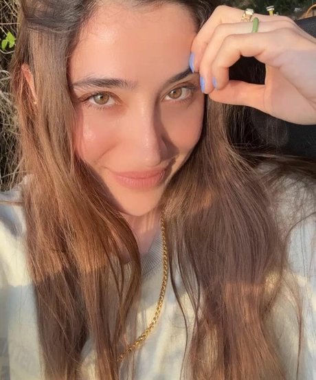 Merve Elmas erotische nackten bilder