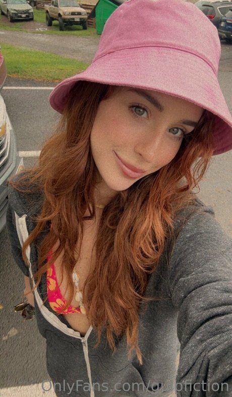 gulpfiction model nacktheit bild